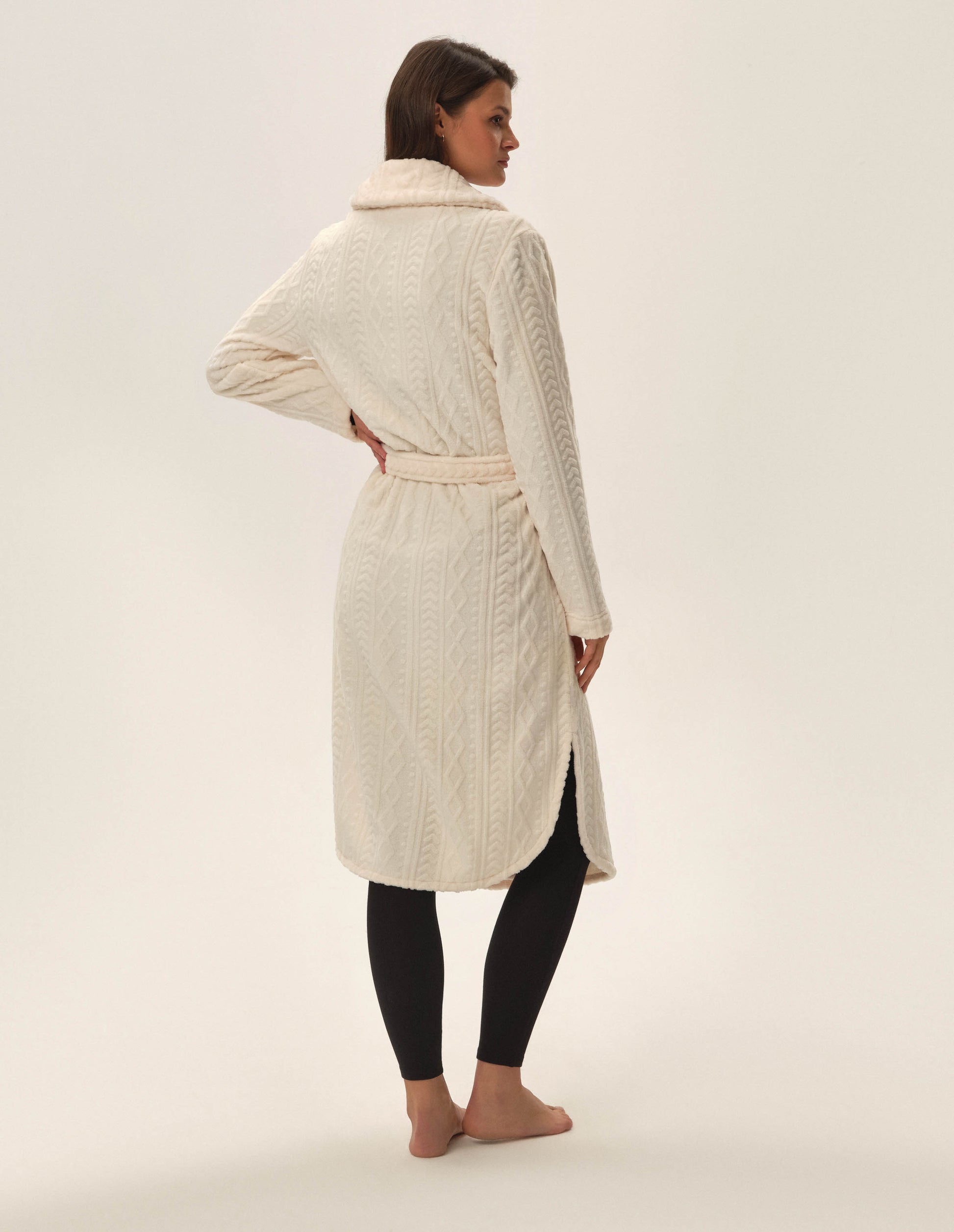 Robe Janiel Cream - 4