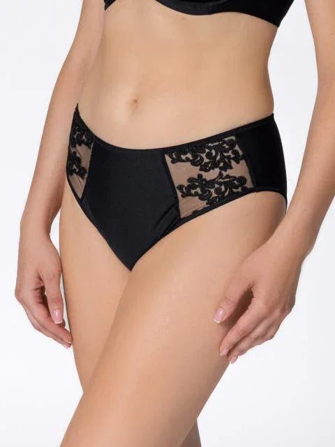 Embroidery Classic Panty. Grace. Black