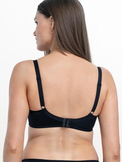 T-shirt bra, Padded cup True Black