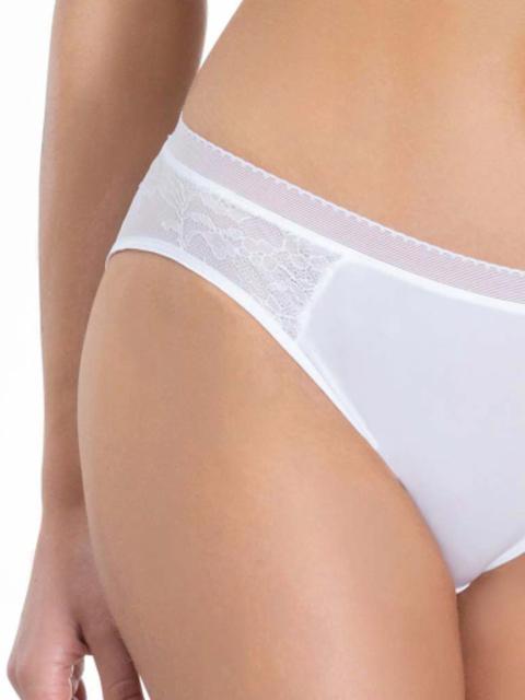 Classic Panty. Laura. White