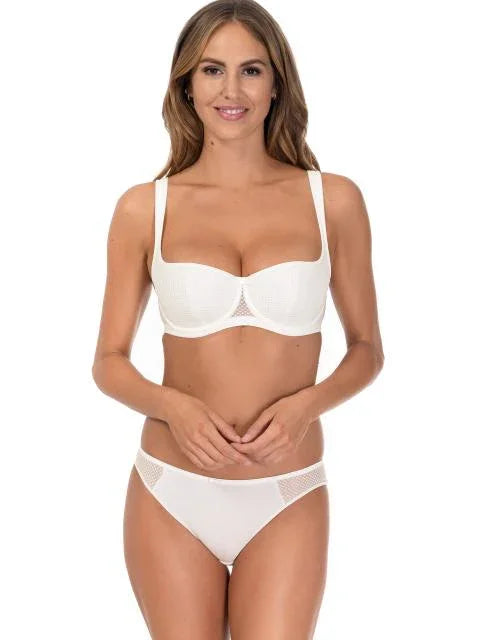 Classic Panty. Kamila. Whisper White