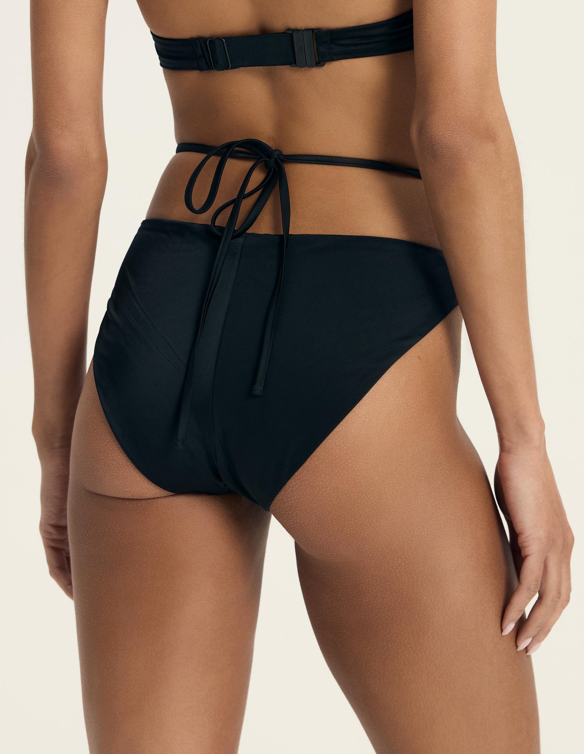 Bikini bottom Godlike Black - 2