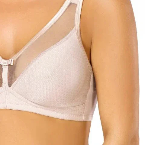 Breathe Wireless Soft Cup Bra. High Impact. Silver peony