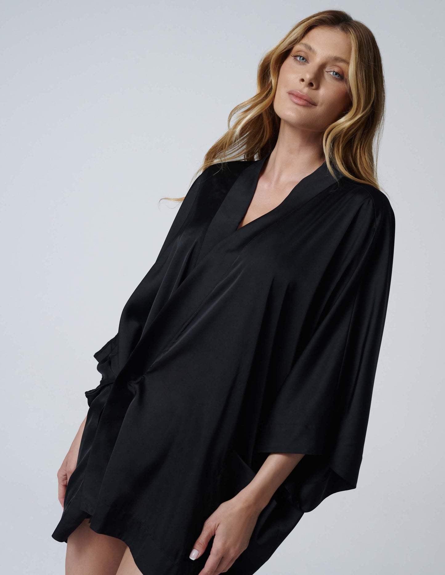 Robe Glammy Robert Kupisz X Esotiq Black